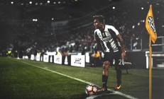 米兰-法老故乡的米兰风暴，莱奥生涯之夜，红黑军团踏平埃及神话