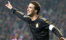 米兰体育app入口-跨界传奇，当猛龙击败奇才，塔图姆在英超赛场接管比赛