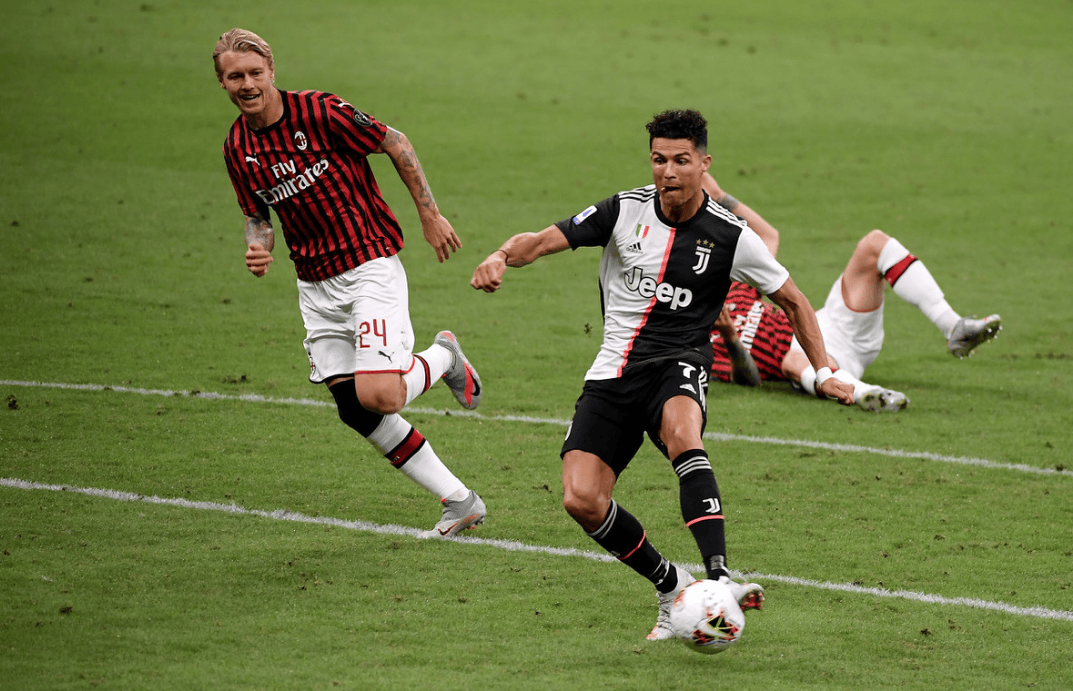 包含尤文图斯客场力挫对手，继续领跑的词条