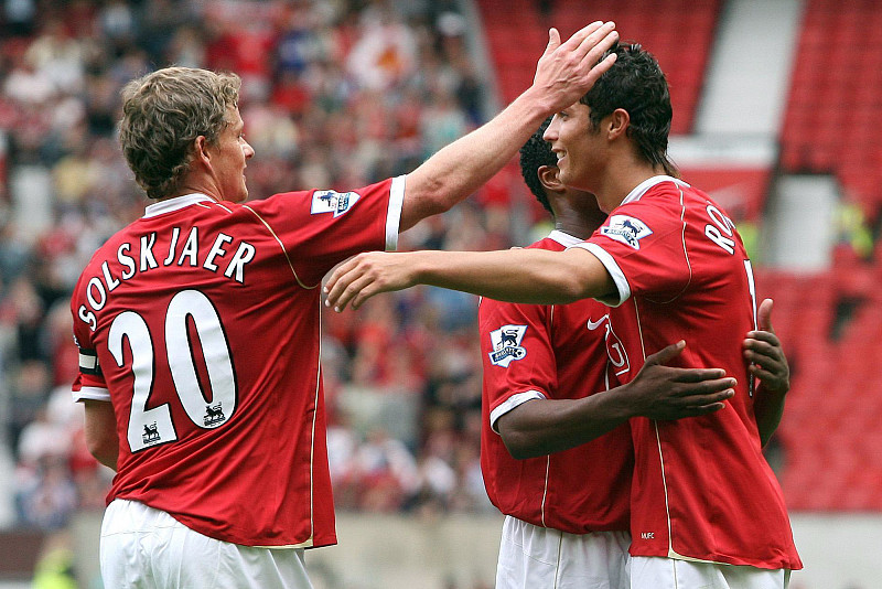 尤文图斯排除万难，成功追平反超的简单介绍