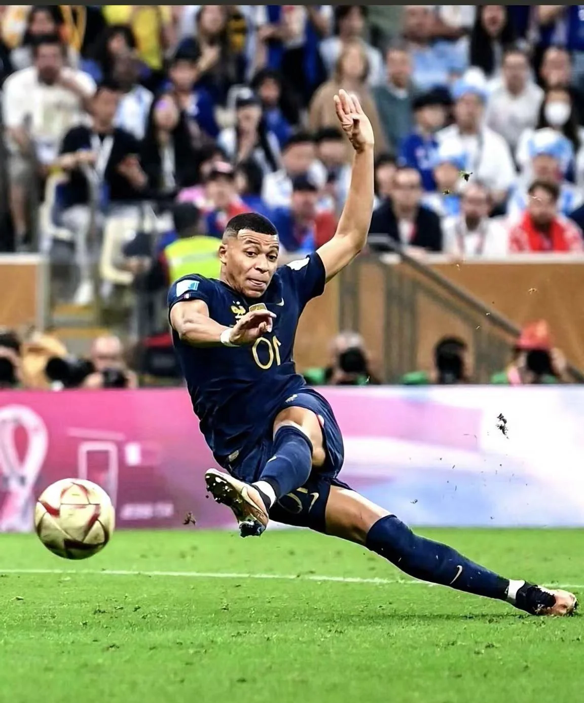 引人瞩目的足球盛事即将重燃的简单介绍