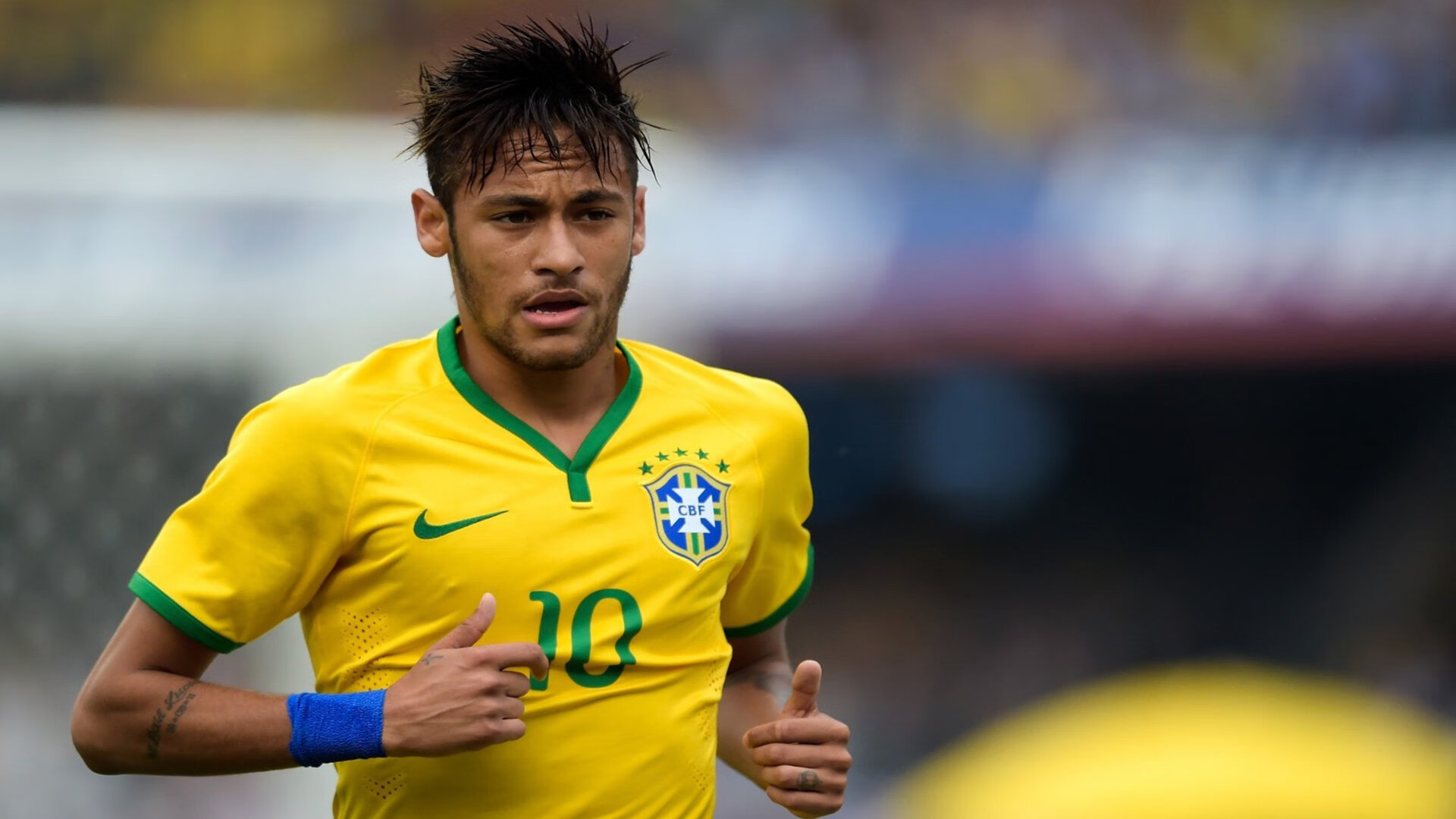 奥利维耶·吉鲁，点燃法兰西之魂，巴黎力克曼城书写欧冠新章